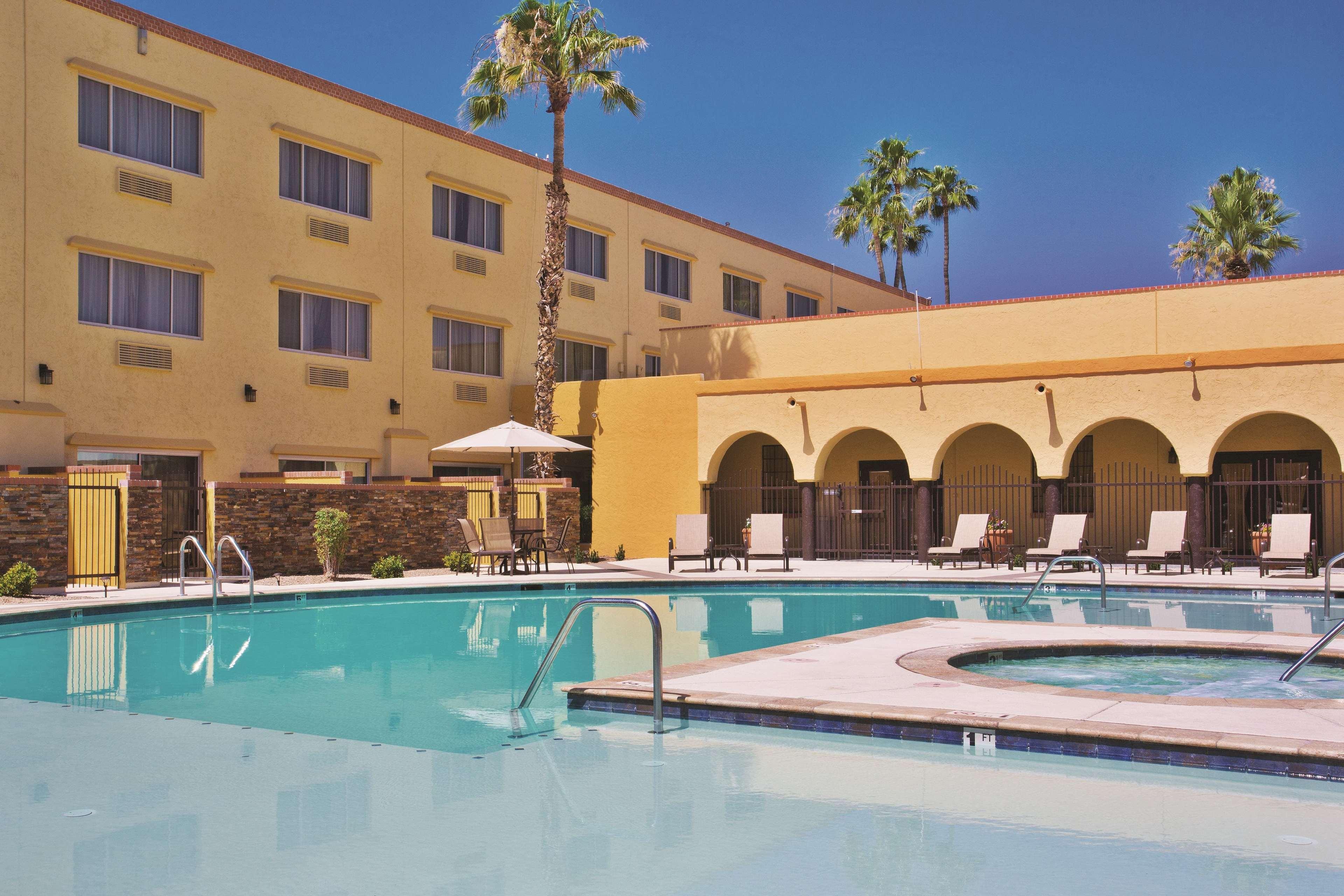 La Quinta By Wyndham Tucson - Reid Park Hotel Exterior foto